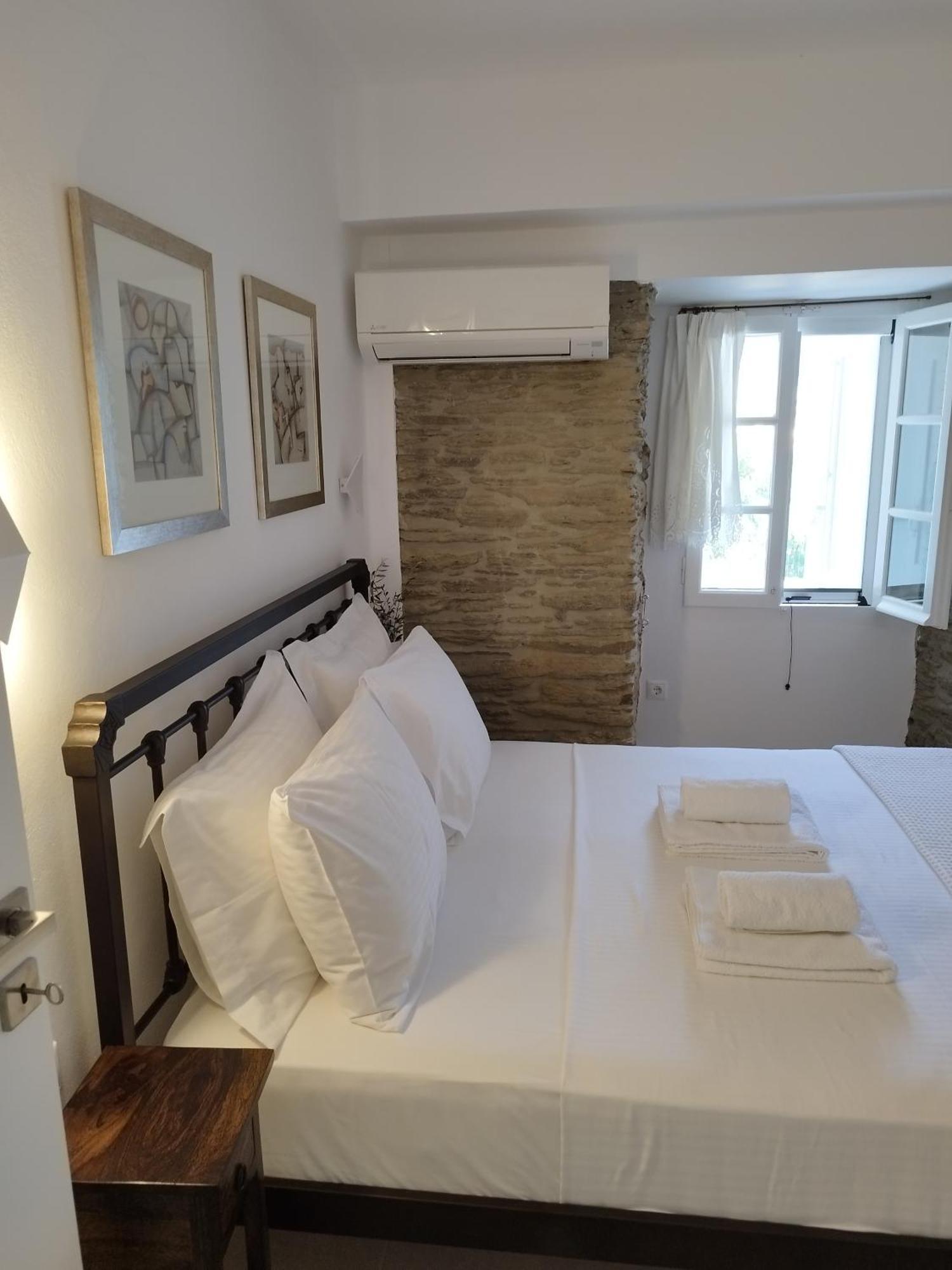 Korina'S Suites Ándros Exterior foto